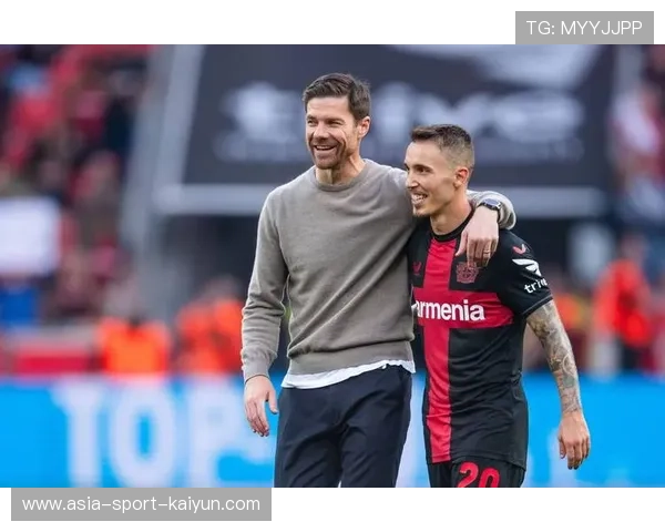 皇马主帅阿隆索谈胜利:团结是根本,共同面对困难 皇马主帅阿隆索谈胜利:团结是根本,共同面对困难